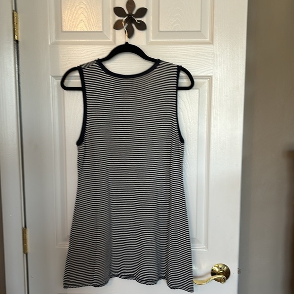 3 for $10 Sky’s The Limit Navy and White Stripped Knit Tunic Top w/Rosettes Med - Picture 6 of 8